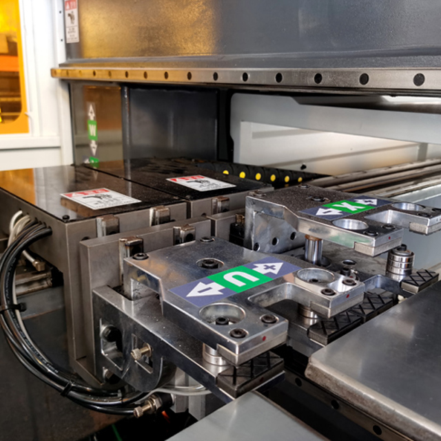 Nuevo CX-612 Automático 6 muebles de gabinete de seis lados Máquina de perforación CNC 